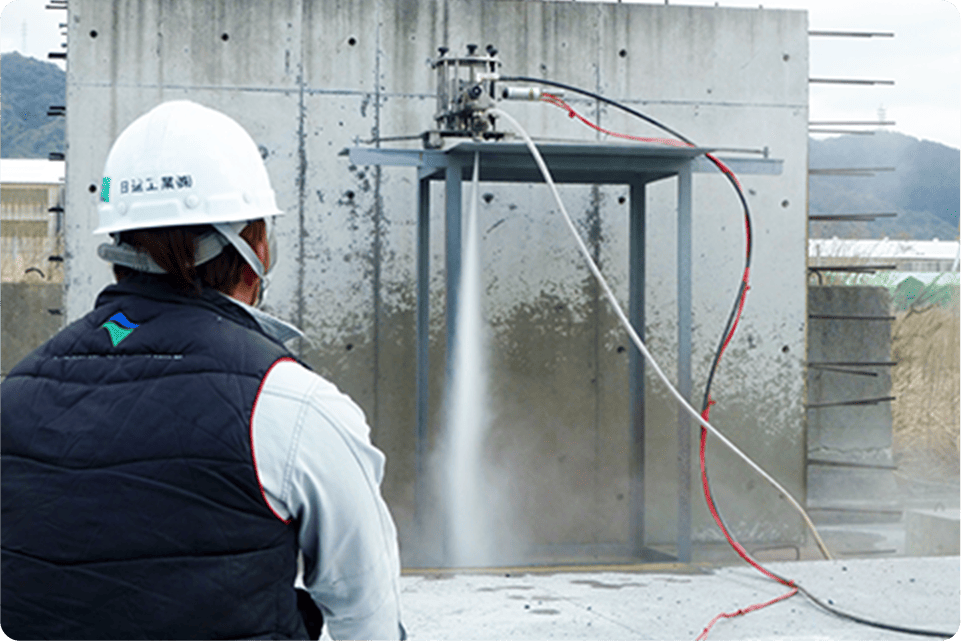 先輩社員の一日